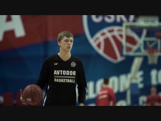 Знакомство с Никитой Михайловским в выпуске "Вида Сверху"