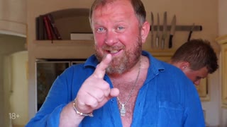 Запечённые кабачки.  Сливочный соус.  Баклажан биштак - Рецепты от Ивлева